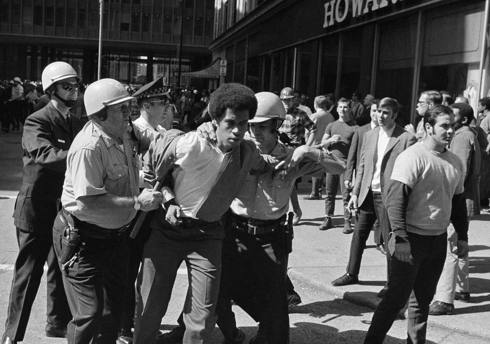 1969: Chicago 7 Trial